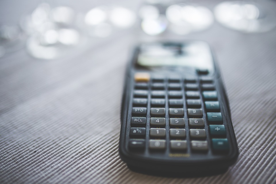 Calculator 2620121 960 720 - Contabilidade em Brasília | Vértice Contadores e Associados S/S Ltda.