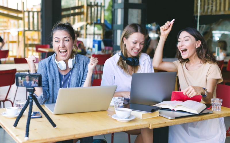 6 Passos Para Criar Um Infoproduto De Sucesso O Que é Preciso Saber - Contabilidade em Brasília | Vértice Contadores e Associados S/S Ltda.